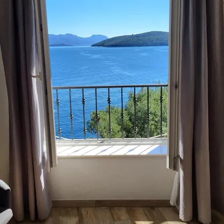 Apartament Old Town Sea Front M&m *